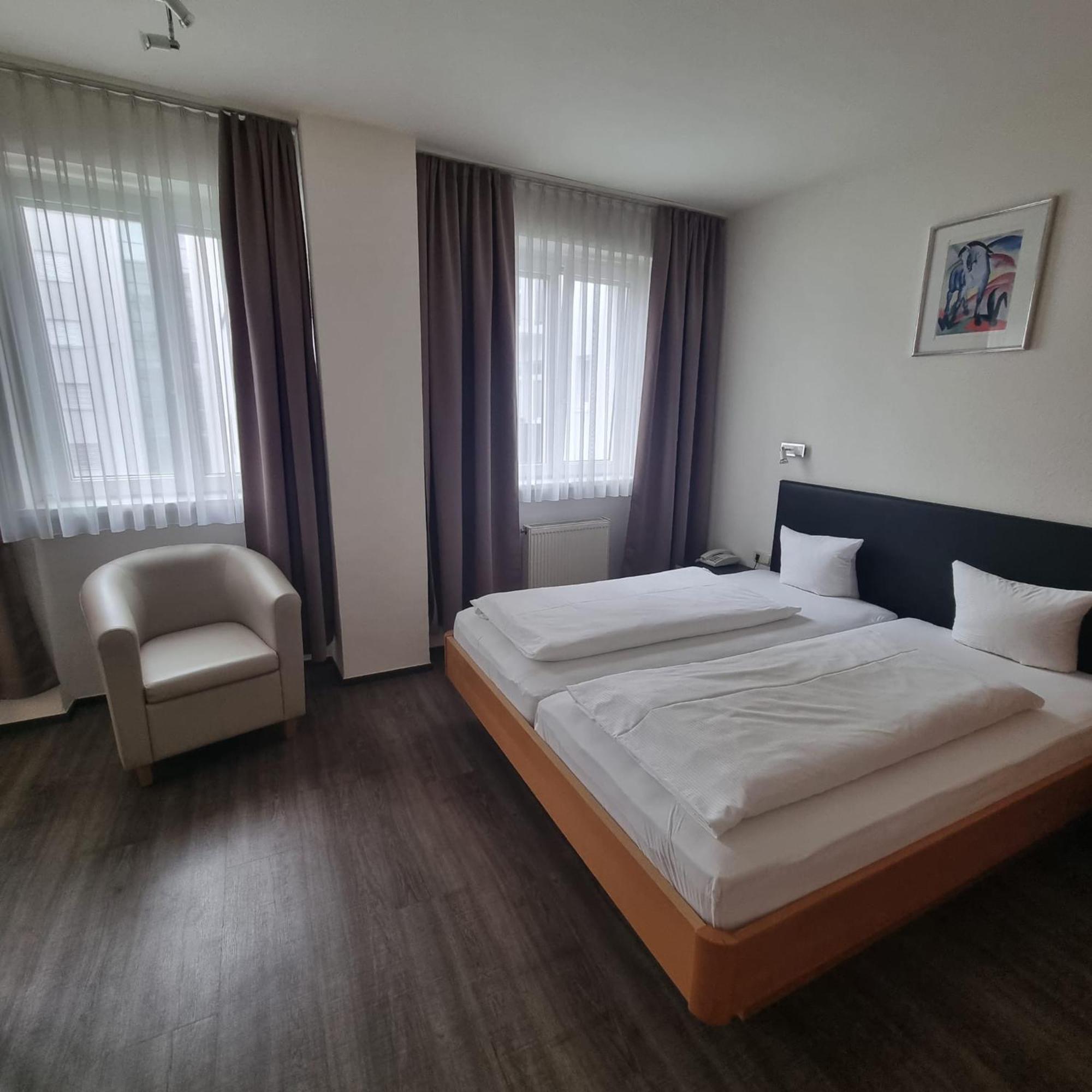 Hotel Central بريجنتس المظهر الخارجي الصورة