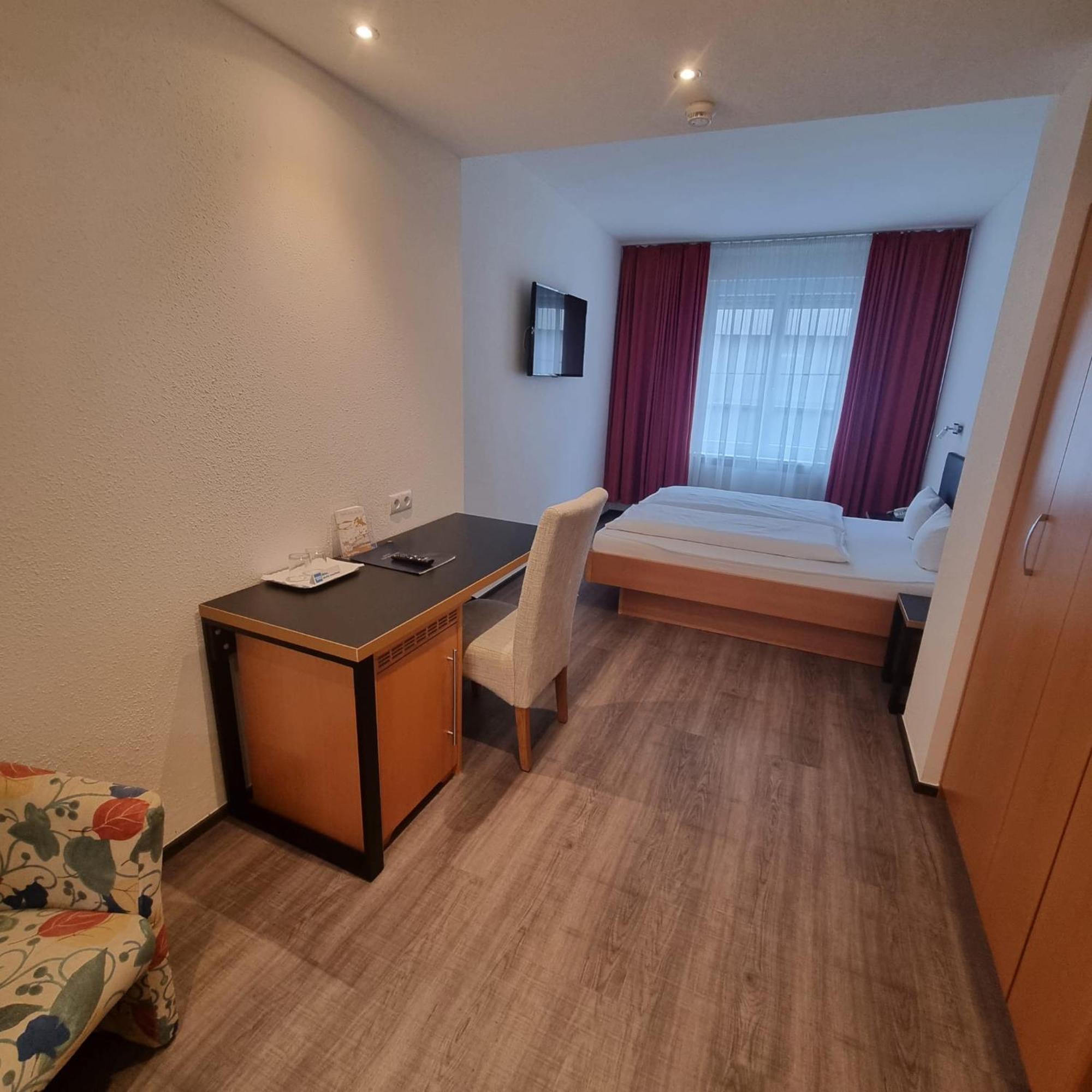 Hotel Central بريجنتس المظهر الخارجي الصورة