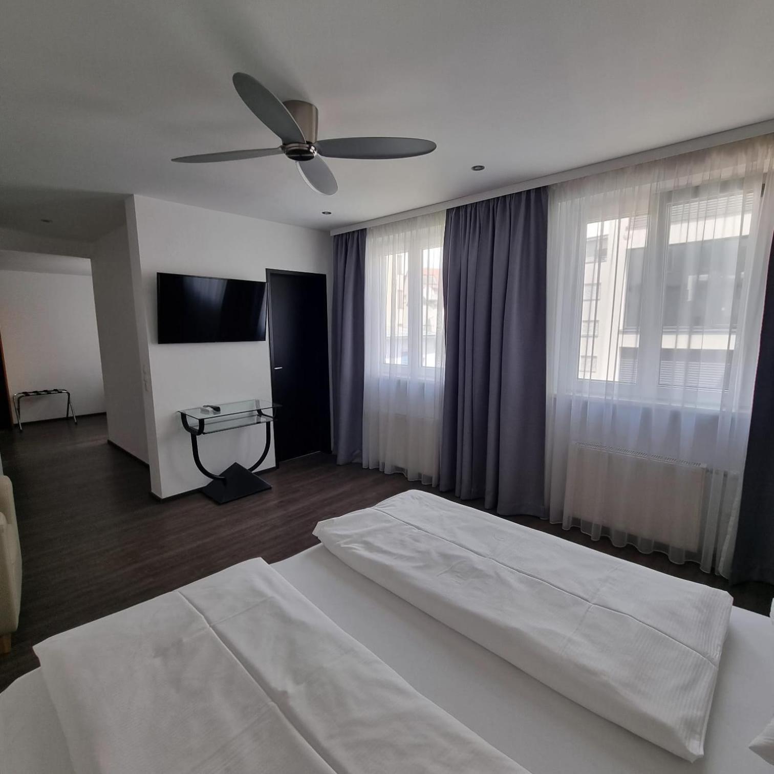 Hotel Central بريجنتس المظهر الخارجي الصورة